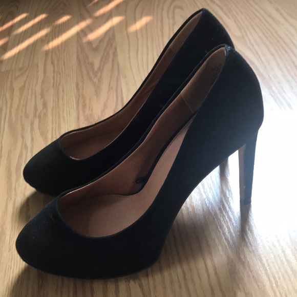 Black Suede Heels - Picture 1 of 6